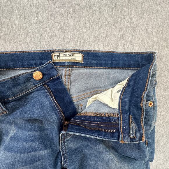 Free People Skinny Jeans SZ 25 Crop Stonewashed Mid Rise Distressed Blue Denim - Picture 2 of 9